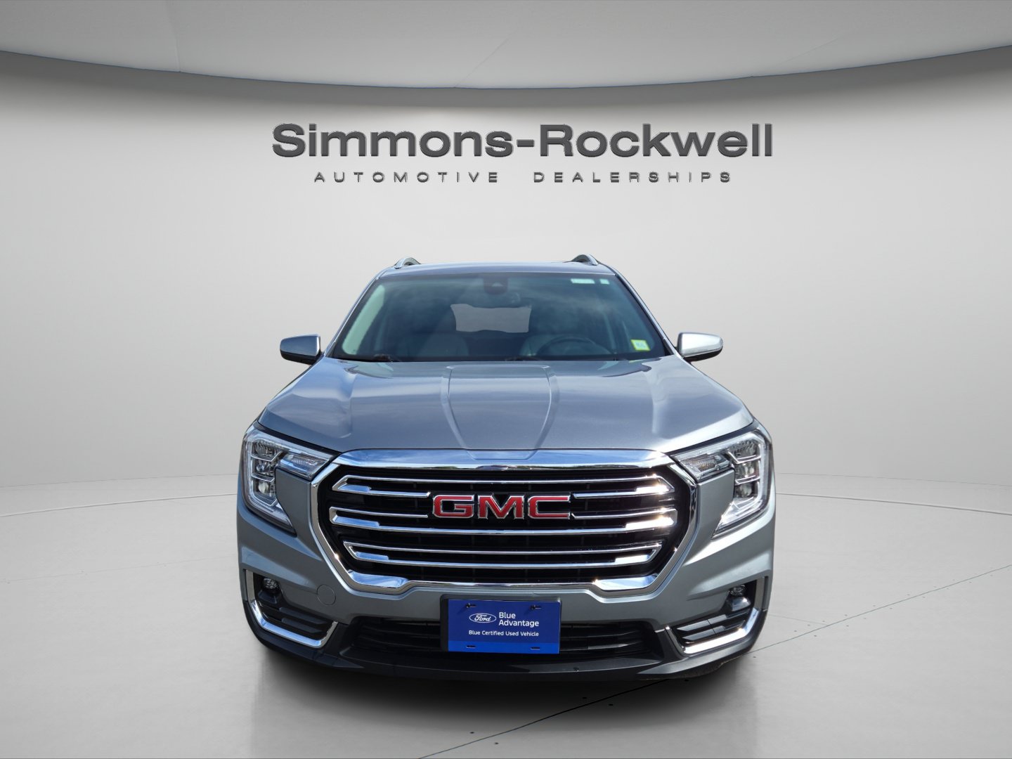Used 2024 GMC Terrain SLT AWD/4WD image 8