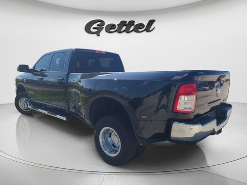 Used 2022 RAM 3500 Tradesman w/ Chrome Appearance Group AWD/4WD image 5