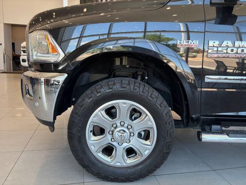 Used 2018 RAM 2500 Laramie AWD/4WD image 10