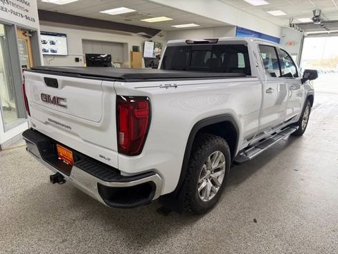 Used 2022 GMC Sierra 1500 SLT w/ SLT Premium Plus Package AWD/4WD image 5