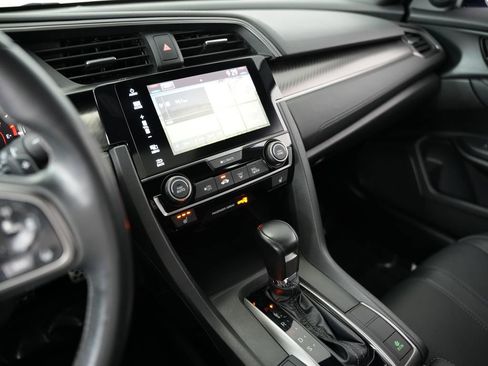 Used 2018 Honda Civic Sport Touring image 18