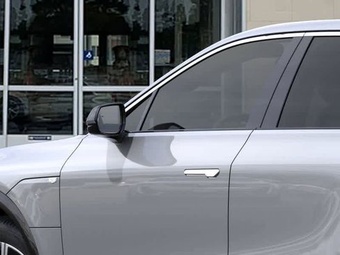 New 2025 Cadillac Lyriq Luxury image 12