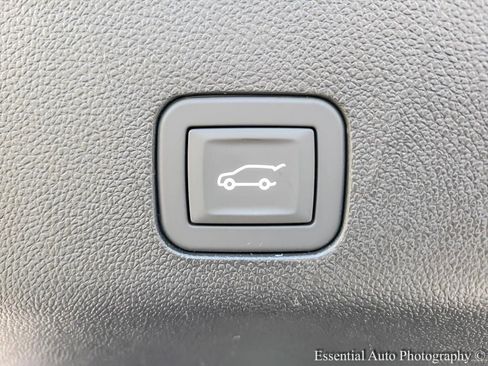 New 2026 GMC Yukon Elevation image 21