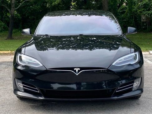Used 2018 Tesla Model S 100D AWD/4WD image 3