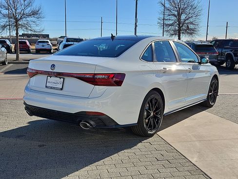 New 2026 Volkswagen Jetta GLI Autobahn FWD image 4