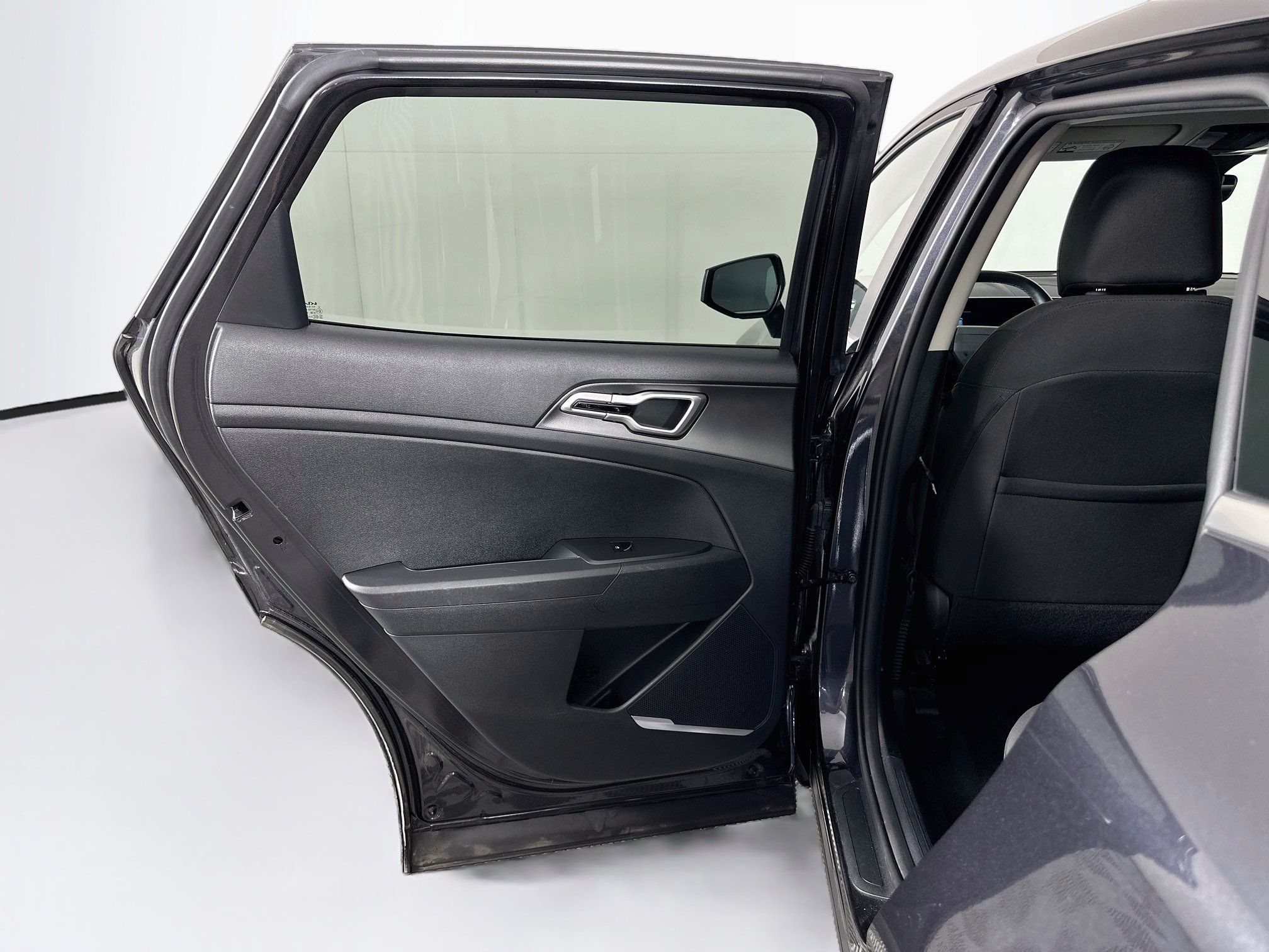 Used 2026 Kia Sportage LX FWD image 24