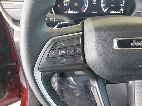 Certified 2024 Jeep Grand Cherokee Laredo X w/ Trailer Tow Package AWD/4WD image 22