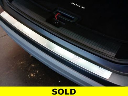 Certified 2023 Nissan Rogue SV w/ SV Premium B Package AWD/4WD image 43