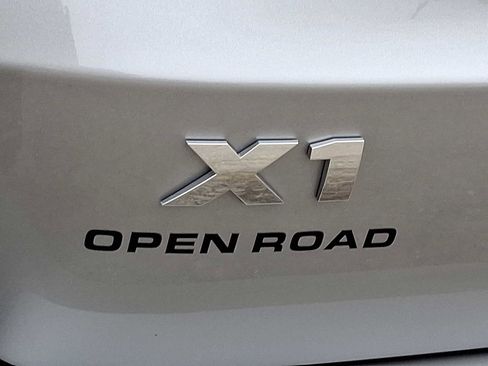 Used 2025 BMW X1 M35i w/ Premium Package image 30