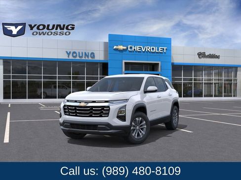 New 2026 Chevrolet Equinox LT w/ Convenience Package II FWD image 8