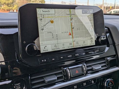 New 2025 Nissan Pathfinder SL image 14