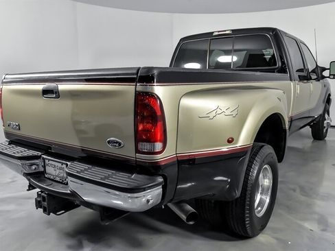 Used 2000 Ford F350 Lariat image 11