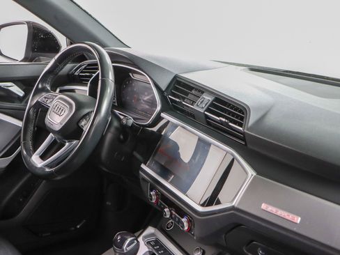 Used 2022 Audi Q3 2.0T Premium Plus w/ Premium Plus Package image 26