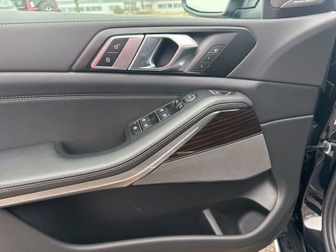 Used 2026 BMW X5 xDrive40i w/ Premium Package image 8