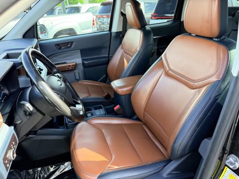Used 2023 Ford Maverick Lariat w/ Lariat Luxury Package FWD image 18