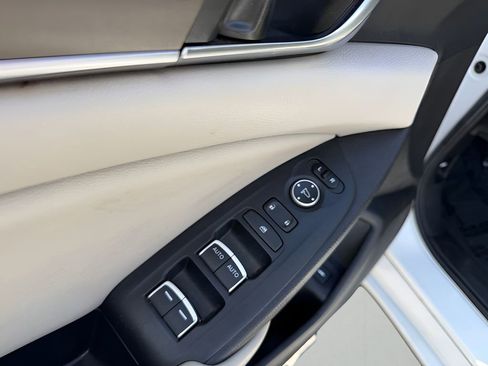Used 2019 Honda Accord LX image 16