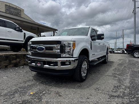 Used 2017 Ford F250 XLT w/ XLT Premium Package AWD/4WD image 2