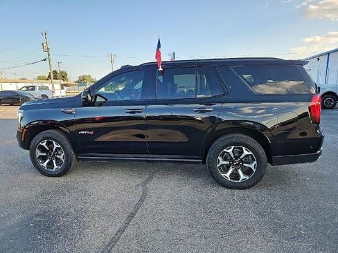 Used 2025 GMC Yukon AT4 w/ AT4 Premium Plus Package AWD/4WD image 3