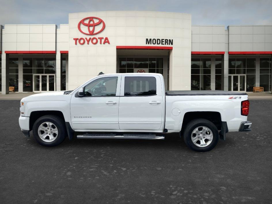 Used 2017 Chevrolet Silverado 1500 LT w/ All Star Edition AWD/4WD image 14