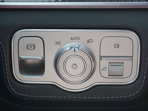 New 2026 Mercedes-Benz GLE 63 AMG S image 39