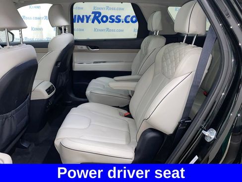 Used 2022 Hyundai Palisade Limited w/ Winter Package AWD/4WD image 13
