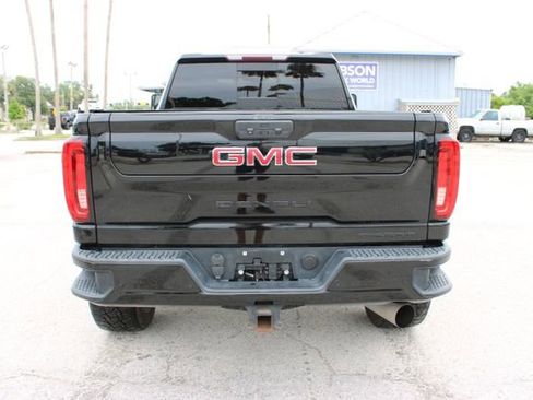 Used 2020 GMC Sierra 2500 Denali AWD/4WD image 9