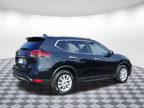 Used 2019 Nissan Rogue SV image 7