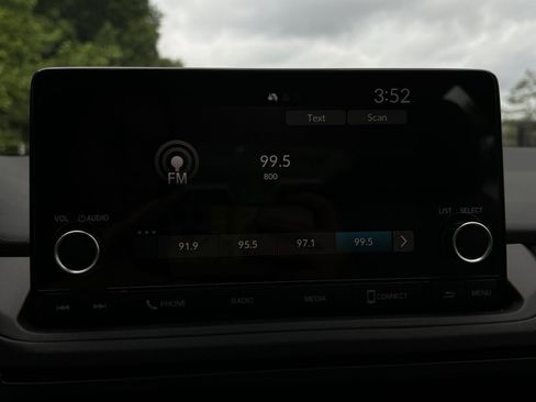 Used 2024 Honda Accord EX image 30