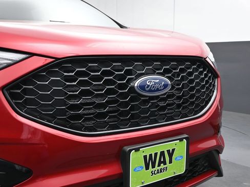 Used 2021 Ford Edge ST-Line w/ Class II Trailer Tow Package AWD/4WD image 5