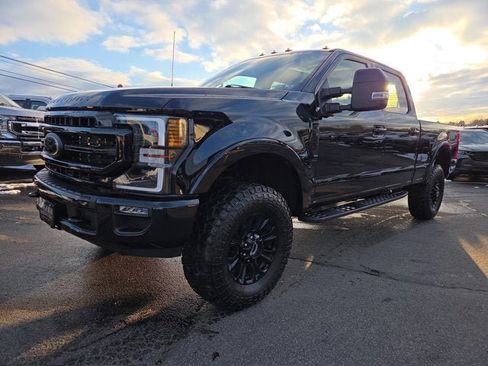 Used 2021 Ford F250 Lariat image 2