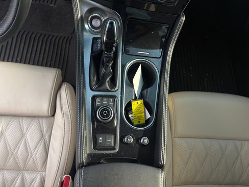 Used 2023 Nissan Maxima Platinum w/ Sport Mat Group FWD image 12
