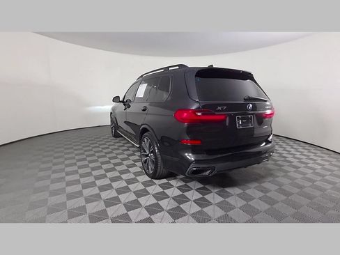 Used 2021 BMW X7 xDrive40i w/ M Sport Package AWD/4WD image 44