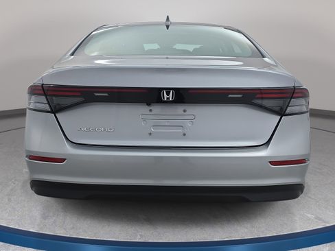 Certified 2023 Honda Accord EX image 6