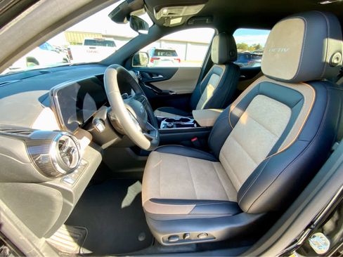 New 2026 Chevrolet Equinox ACTIV image 19