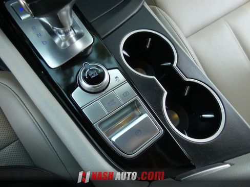 Used 2022 Genesis G70 2.0T RWD image 55