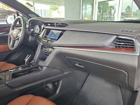 Certified 2026 Cadillac XT5 Premium Luxury w/ Driver Assist Package FWD image 29
