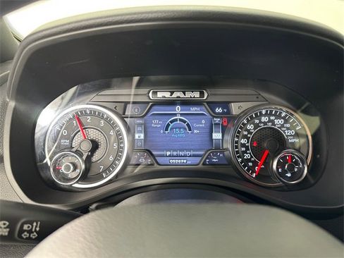 Certified 2022 RAM 1500 Big Horn image 23