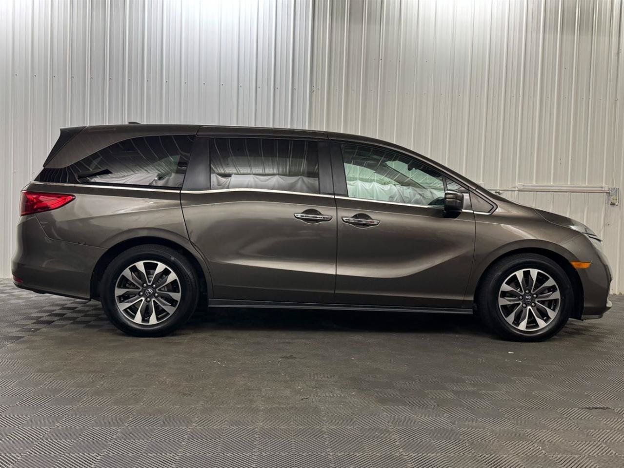 Used 2022 Honda Odyssey EX-L image 5
