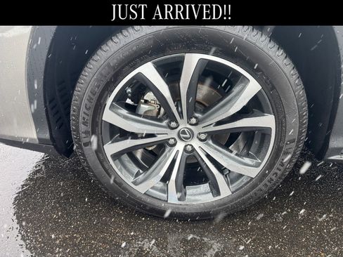 Used 2022 Lexus RX 450h AWD w/ Premium Package image 5