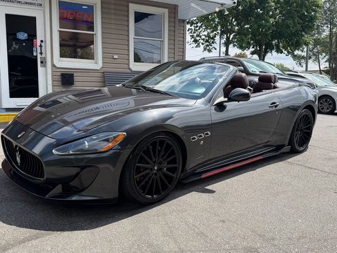 Used 2012 Maserati GranTurismo Sport RWD image 12