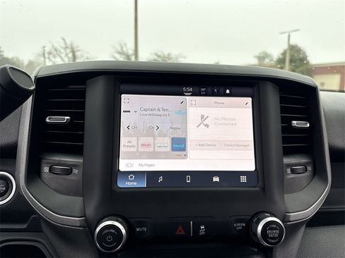 Used 2024 RAM 3500 Tradesman w/ Chrome Appearance Group image 20