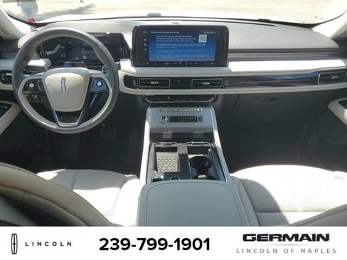 New 2026 Lincoln Aviator 2WD image 17