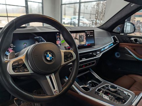 Certified 2023 BMW X7 M60i w/ Executive Package image 11