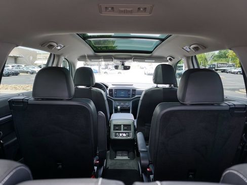 Used 2021 Volkswagen Atlas SE w/ Panoramic Sunroof Package FWD image 32