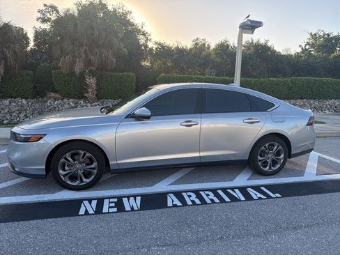 Used 2024 Honda Accord EX image 6