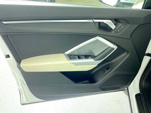 Used 2020 Audi Q3 2.0T Premium w/ Convenience Package image 21