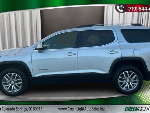 Used 2019 GMC Acadia SLE image 2