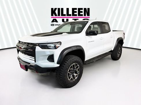 Used 2023 Chevrolet Colorado ZR2 w/ ZR2 Convenience Package III AWD/4WD image 3