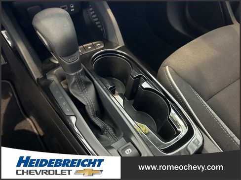 Used 2023 Chevrolet TrailBlazer LS AWD/4WD image 24