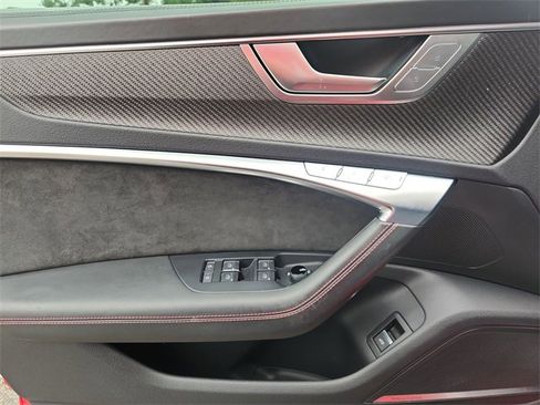 Used 2021 Audi RS 6 image 23